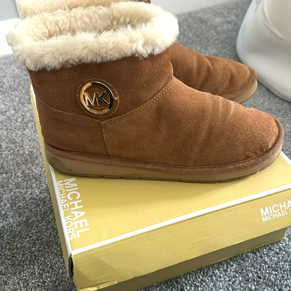 Michael kors chestnut boots